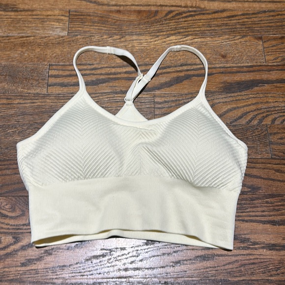 Pro-Fit Sports bra - Picture 2 of 3